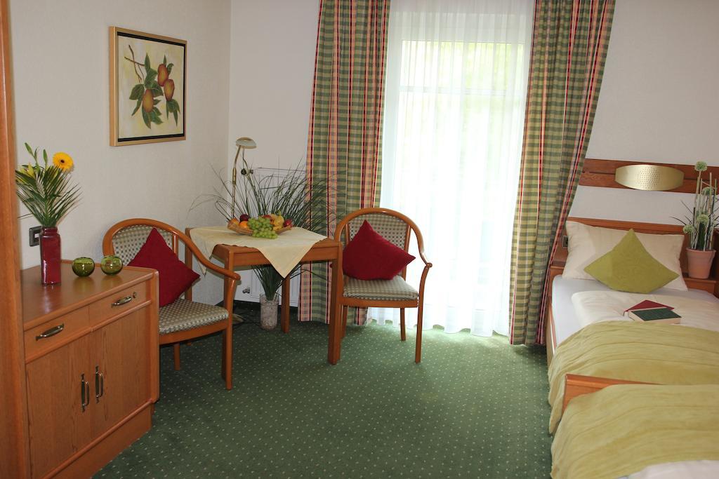 Apart-Hotel Pension Rossmayer Бад-Фюссинг Номер фото